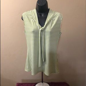 Banana Republic ladies top